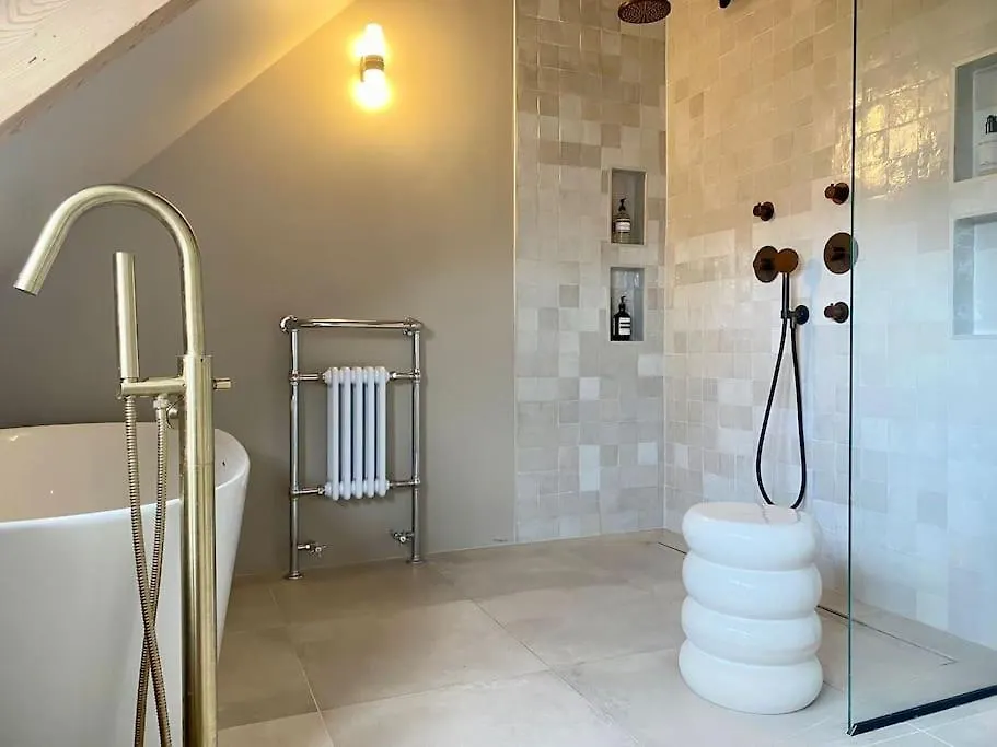 30 Steps To Sand.. Light And Spacious Family Villa Zandvoort